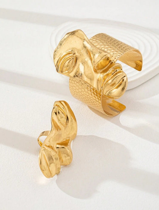 Golden Color Abstract Face Mask Design Cuff Bangle Chunky Ring , Golden Color Jewelry Set For Women , Oversized Metal Cuffs Rings Set , Matching Ring And Bangle Bracelet Set