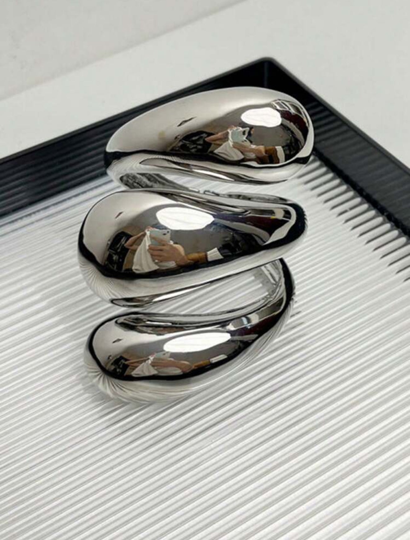Vintage Geometric Smooth Spiral Water Droplet Opening Bracelet Metal Heavy Cuff Bangle Jewelry For Women New
